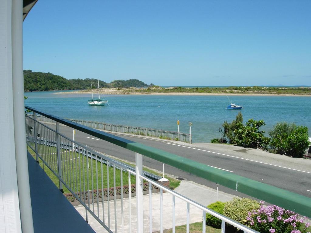 Tutukaka Coast Motor Lodge Ngunguru Chambre photo
